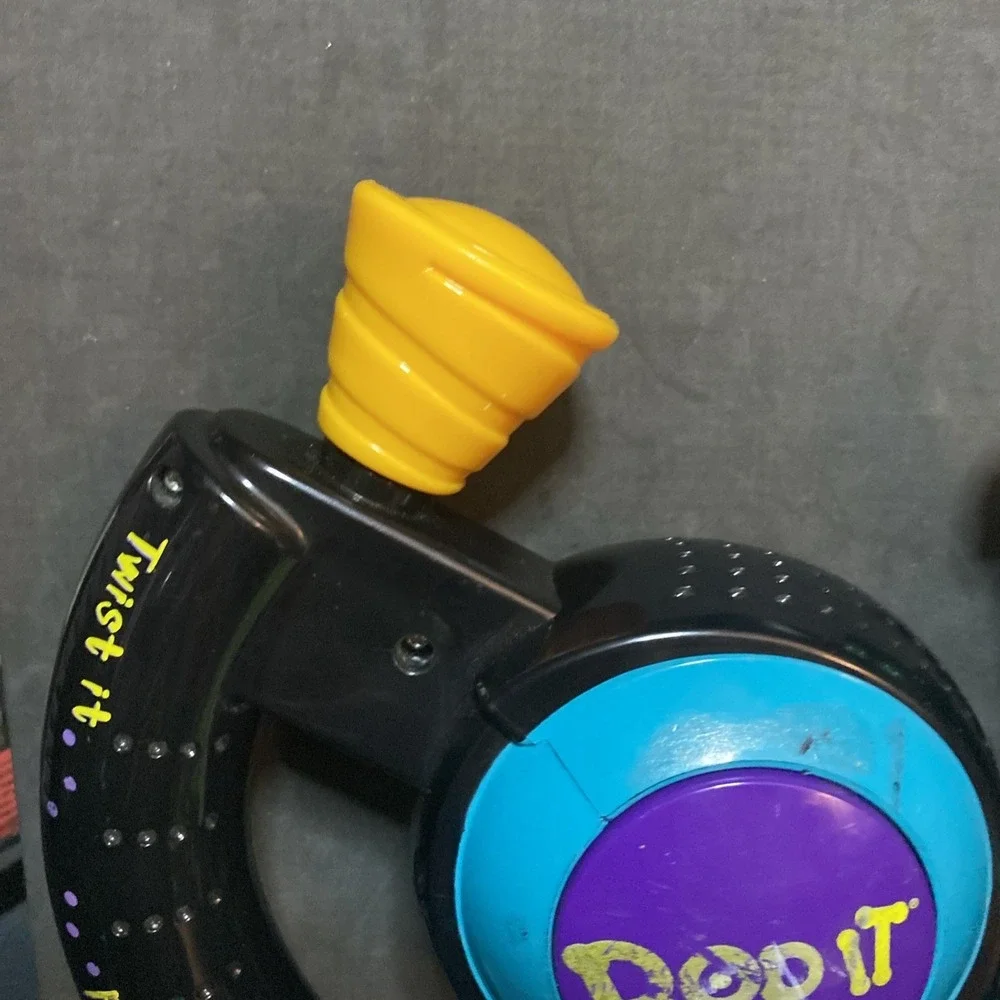 Hasbro bop it
